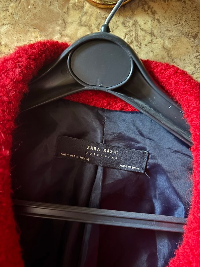 Manteau rouge - photo numéro 2