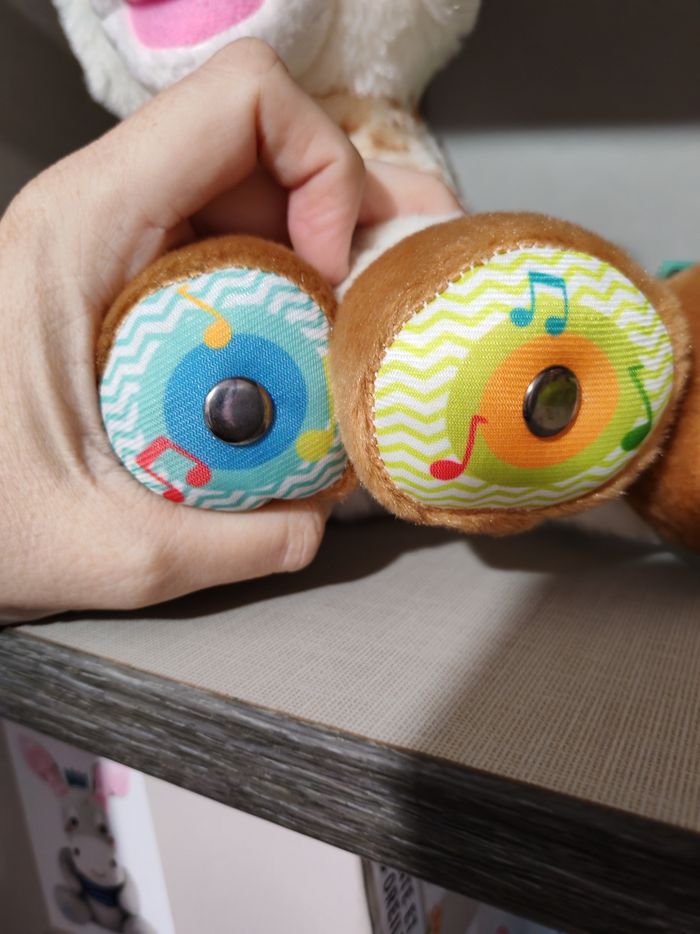 Peluche interactive Sophie la girafe - photo numéro 3