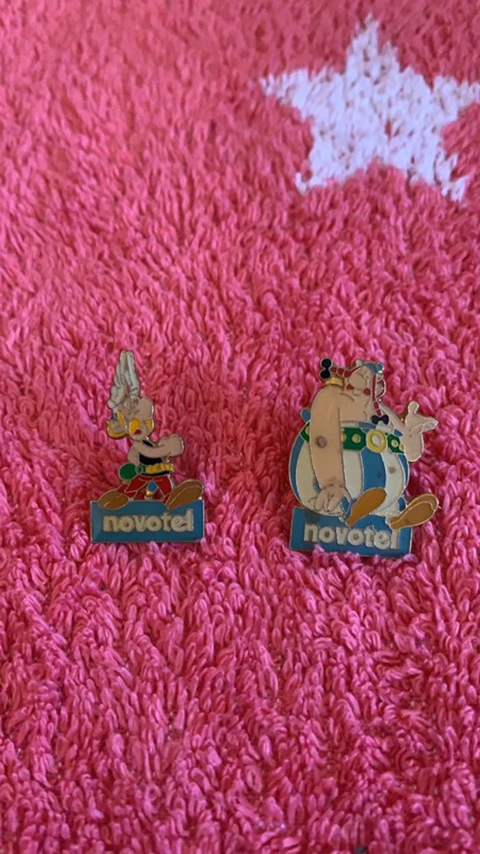 Pins novotel Astérix et obelix