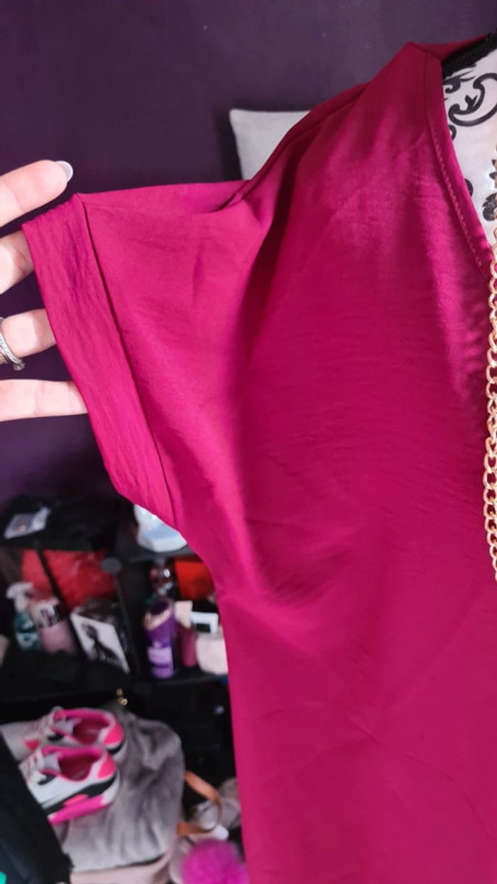 Robe bordeaux avec sa pochette - photo numéro 2