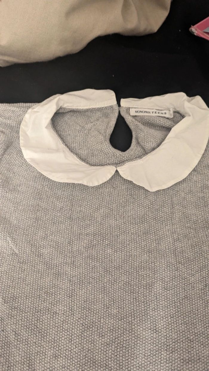 Pull gris en excellent état taille 14 ans - photo numéro 2