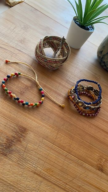 Lot bracelets