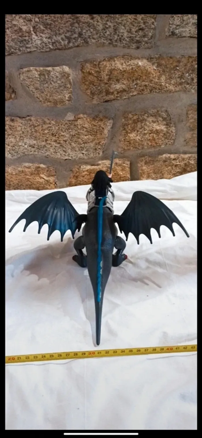 Dragon de combat avec armure sur la tête et homme viking playmobil - photo numéro 5