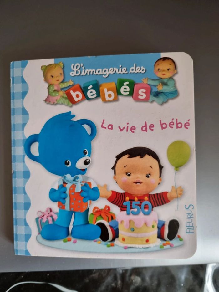 Extrait de livre L'imagerie des bébés - La vie de bébé