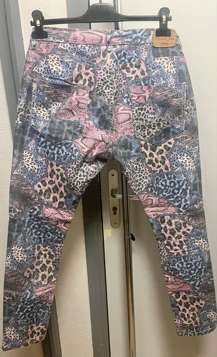 Jean léopard  place du jour - photo numéro 5