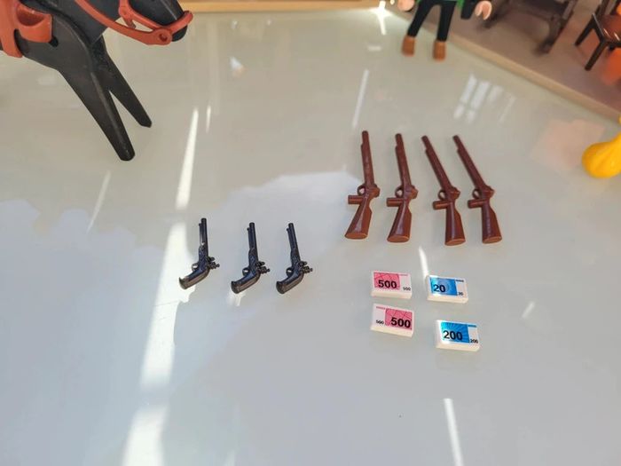 Playmobil 4398 Coffret de CowBoy Transportable , 2 en 1, sherif et banque - photo numéro 17