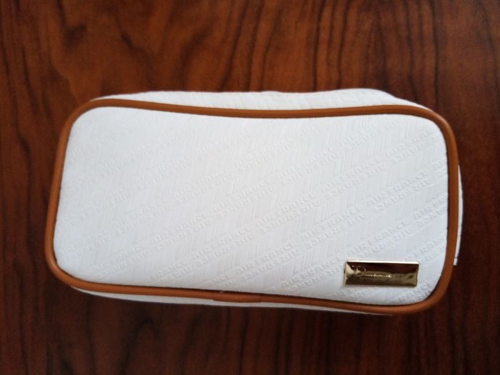 Trousse Air France - photo numéro 4