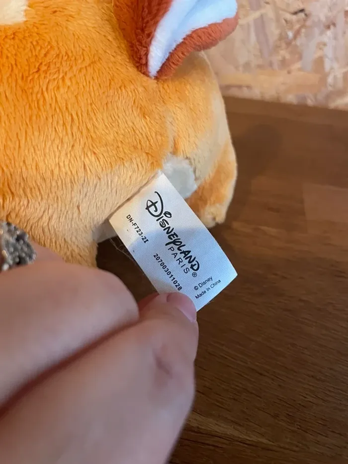 Peluche Disney Disneyland Paris Bambi 35 cm - photo numéro 10