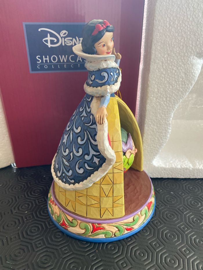 Figurine disney traditions blanche neige boule - photo numéro 4