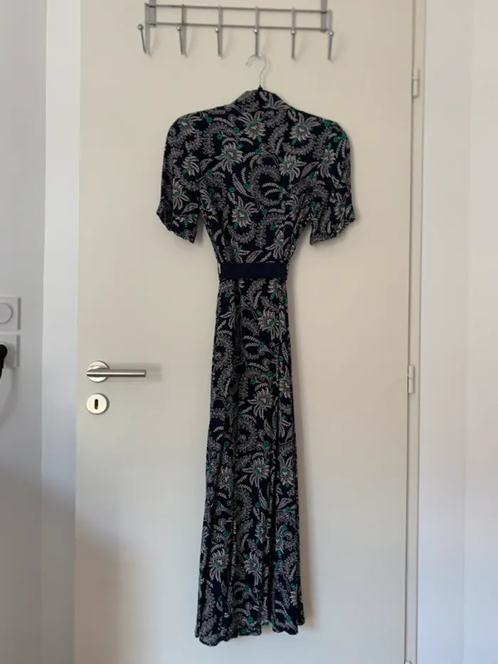 Robe chemise longue avec ceinture Claudie Pierlot taille 34/36 - photo numéro 7