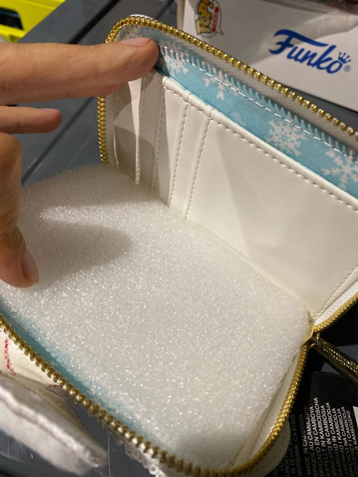 Porte-monnaie sequin snowman disney - photo numéro 3