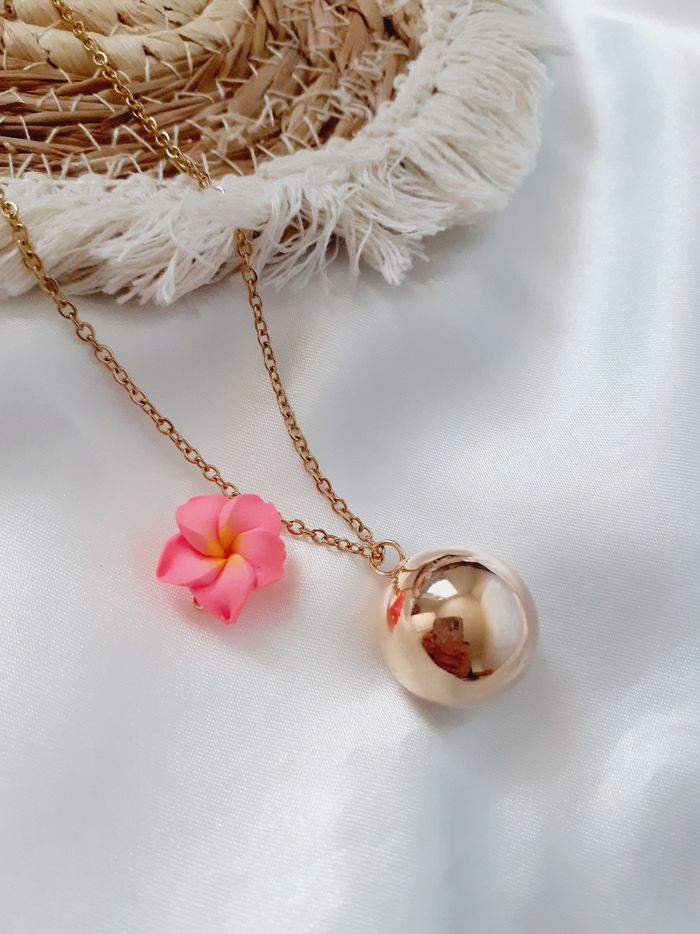 Bola de grossesse fleur rose