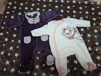 Lot 2 pyjamas