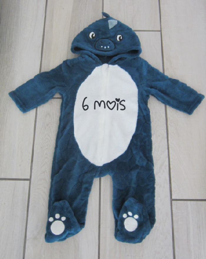 Surpyjama/combinaison a capuche (intérieur ou extérieur)