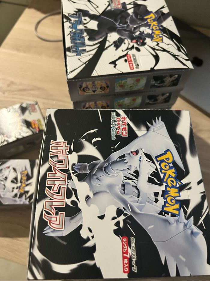 Gros lot de cartes Pokémon japonaise SV11B et SV11W - photo numéro 3