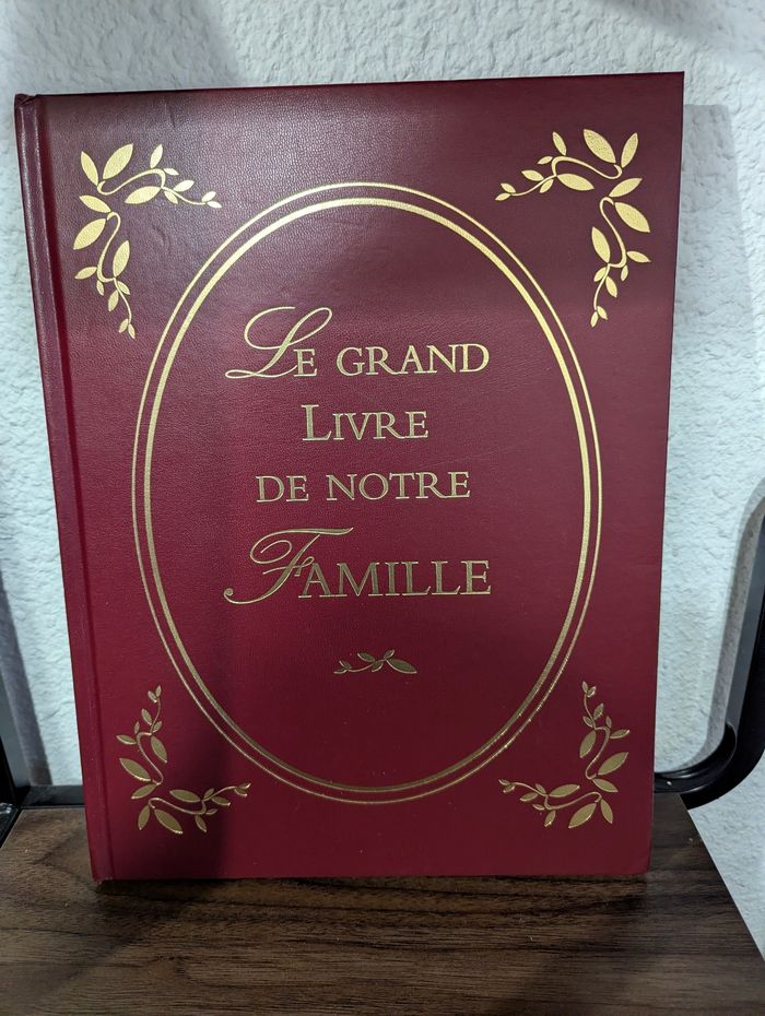 Le grand livre de notre famille