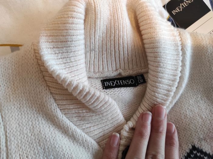 Gilet neuf 18mois - photo numéro 2