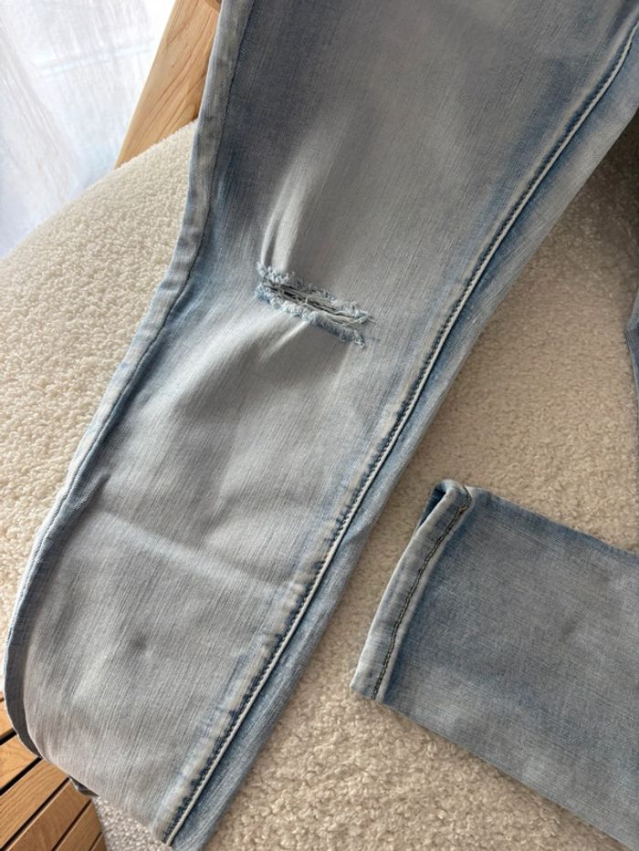 Jean style déchiré SHEIN taille S - photo numéro 3