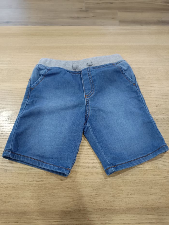 Lot de 2 shorts taille 3 ans Okaïdi et Gémo - photo numéro 4