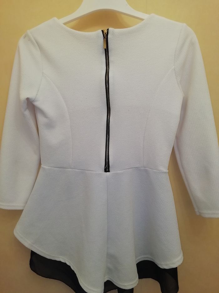 TOP PEPLUM ÉCRU ET NOIR TAILLE 36 /38 - photo numéro 5