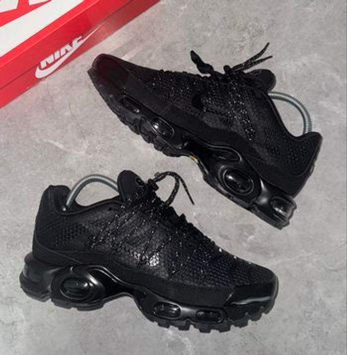 Nike TN Utility noir 46