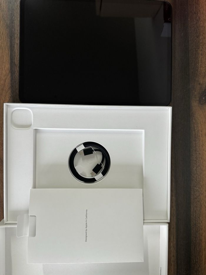 Apple iPad Pro 2024 (M4) 256 Go, Wi-Fi, 11 pouces, noir - photo numéro 3