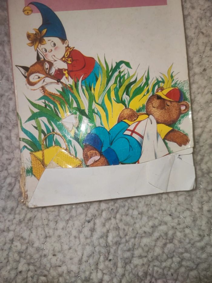 Lot de 7 livres oui oui dont 1 offert ( un peu plus abîmé) - photo numéro 4