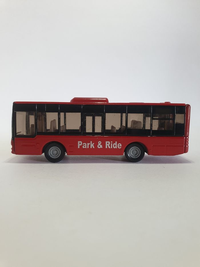 Siku Bus Park And Ride 🇩🇪 1:87 – Made in Germany – Très bon état - photo numéro 8