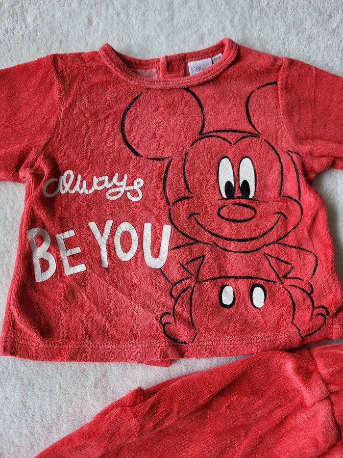 Pyjama 2 pièces 9 mois - photo numéro 2