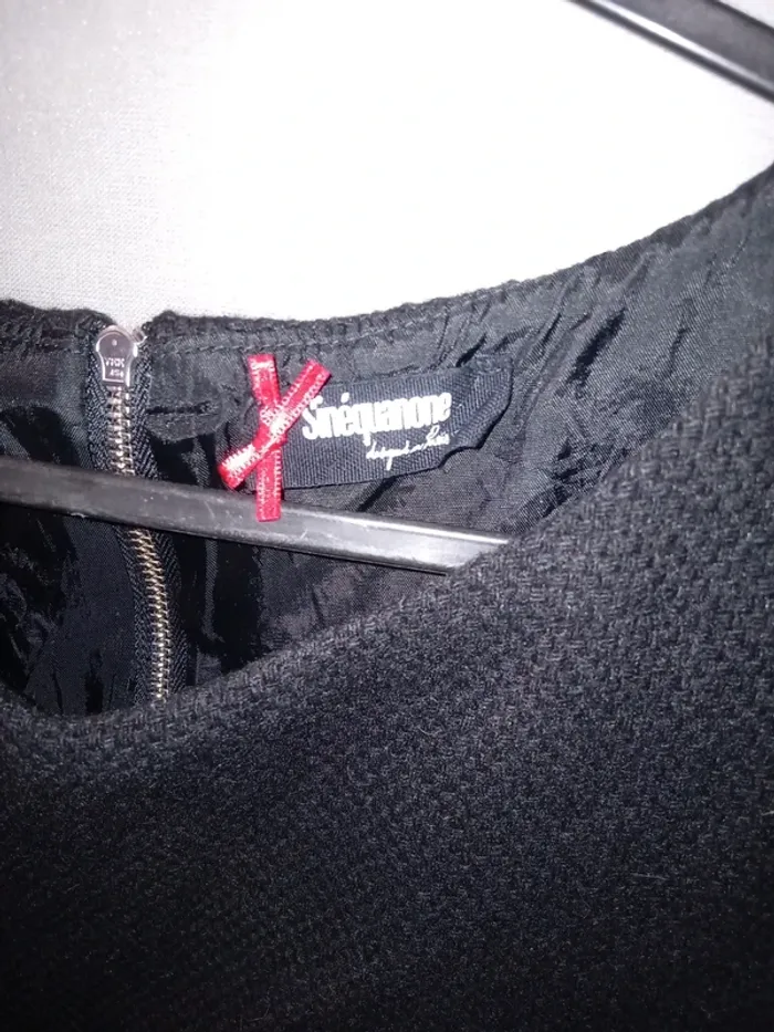 Robe noire sinequanone - photo numéro 2