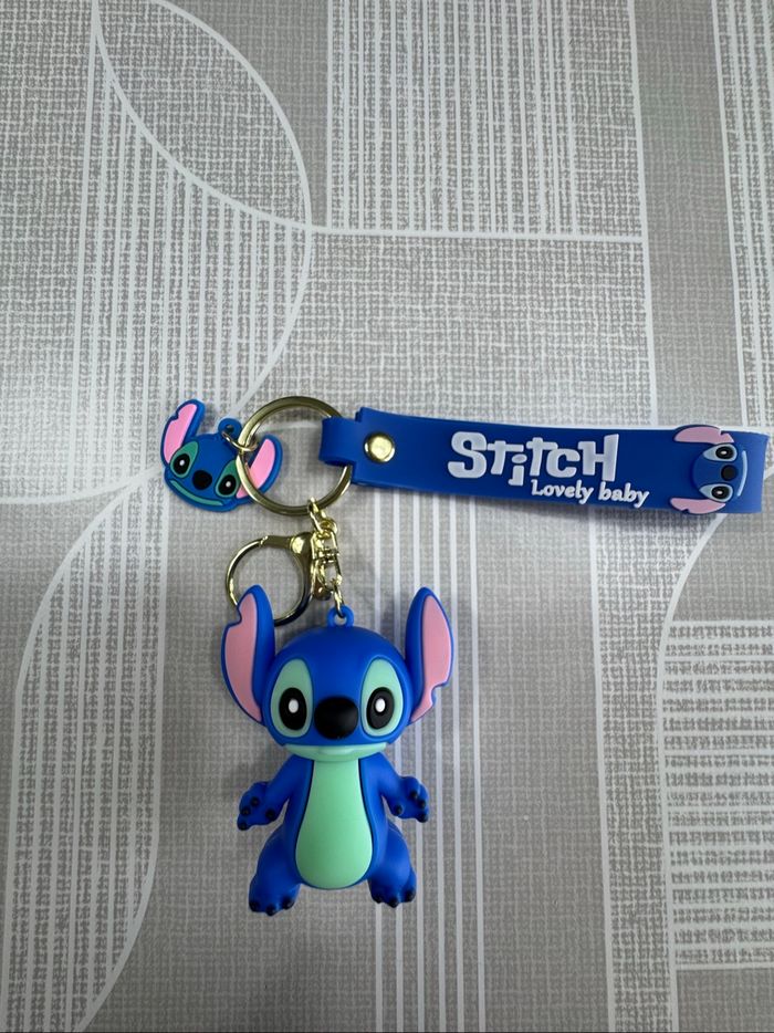 Porte clé stitch bleu 💙
