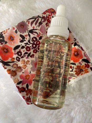 Huile démaquillante Mira + coton réutilisable