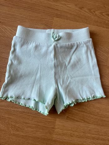 Short fille 