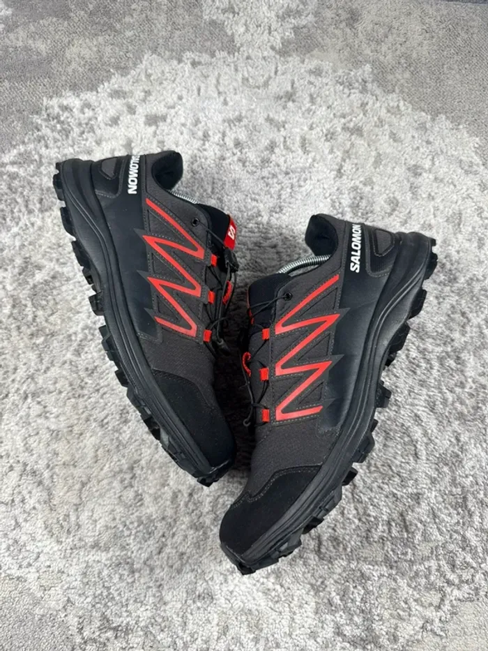 Salomon Wattara Trail Shoes - Black & Red