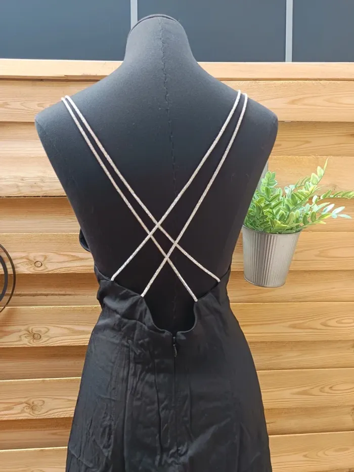 Magnifique robe H&M taille S - photo numéro 4