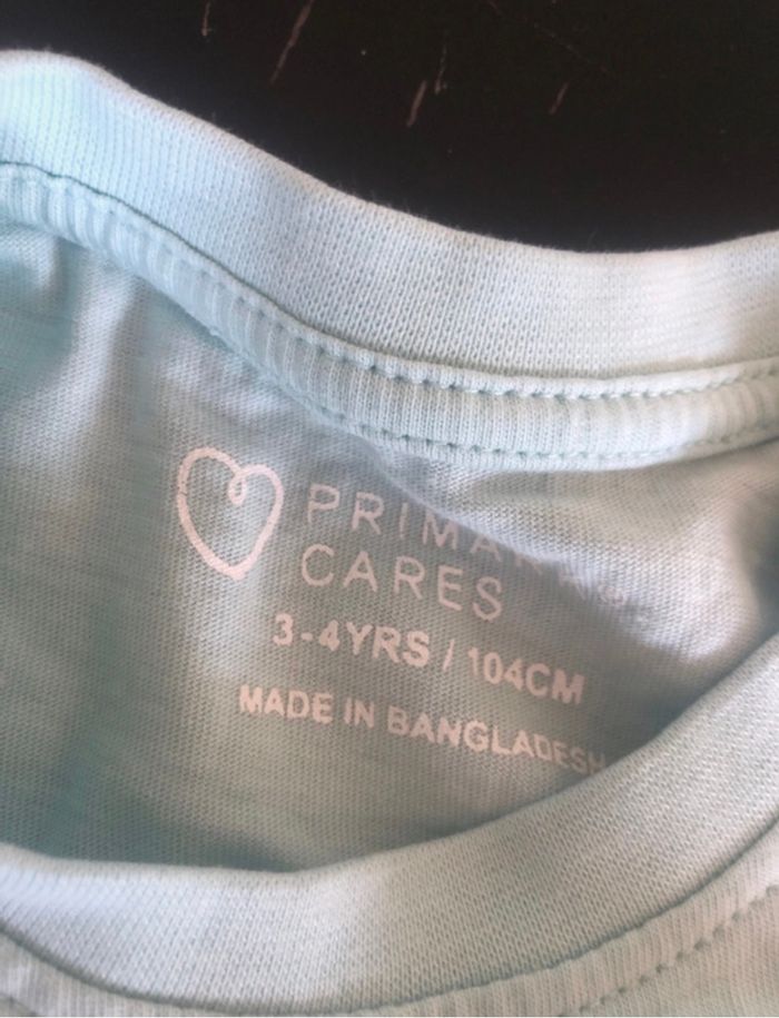 T shirt primark 104 cm - photo numéro 3