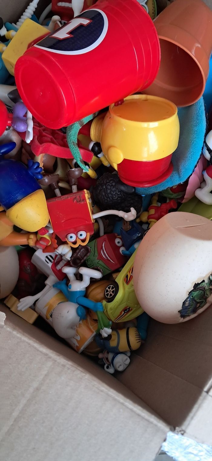 Gros lot jouet - photo numéro 2