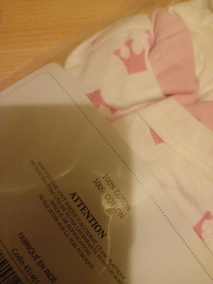 Lot de , 3 bodies manches longues taille 9 mois NEUF - photo numéro 4