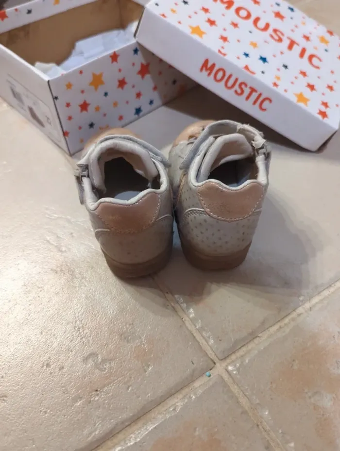 Chaussures moustic 22 - photo numéro 4