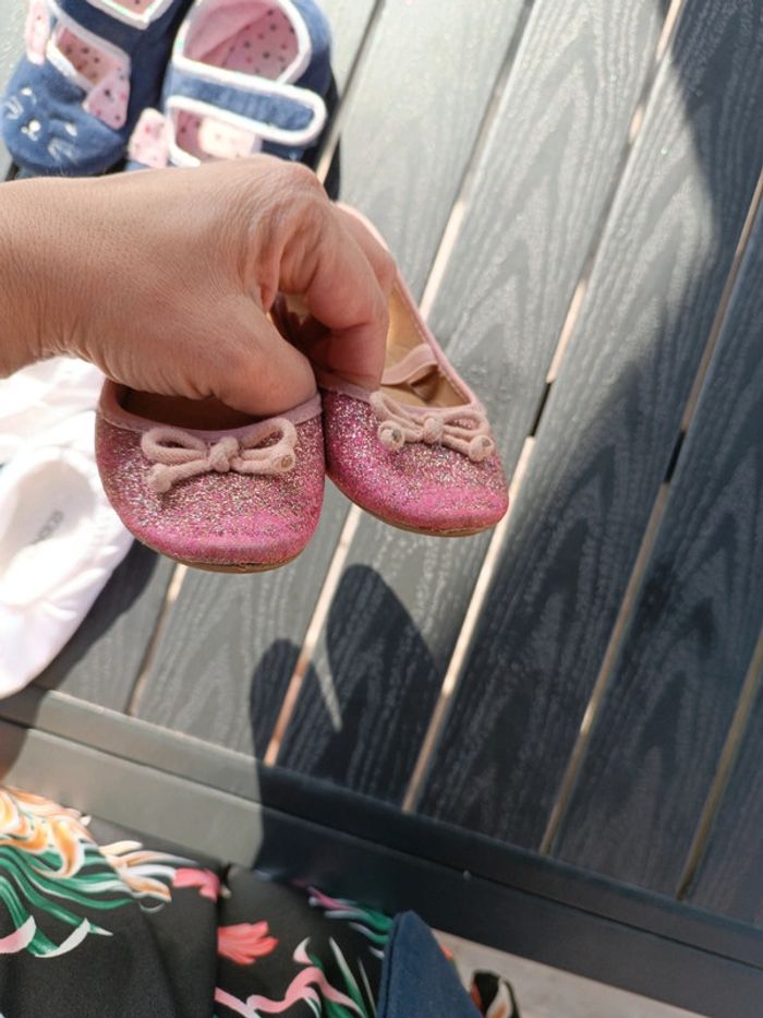 Chaussures fille 28 - photo numéro 10