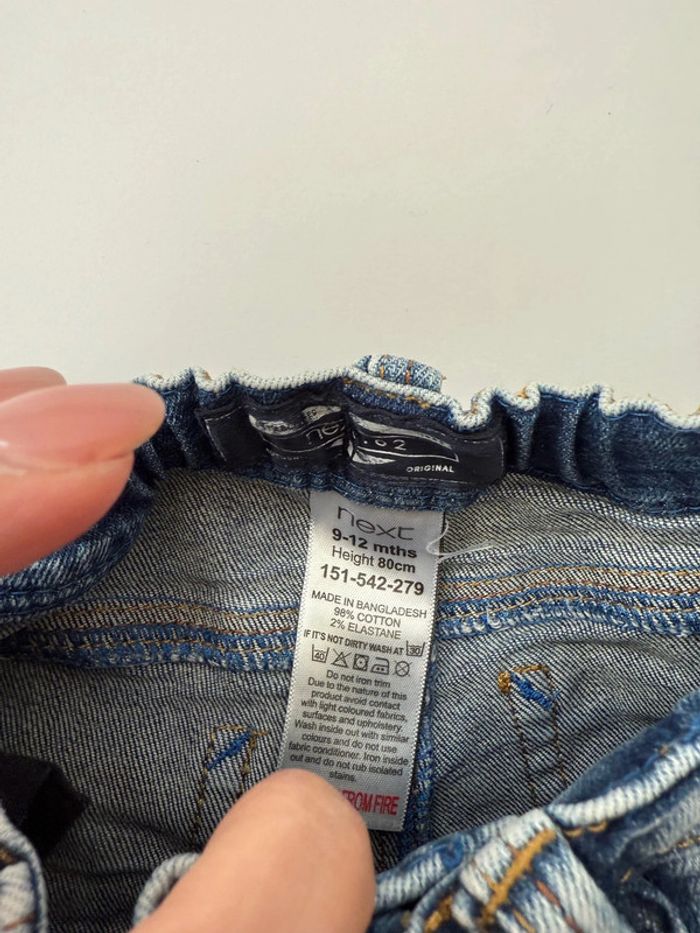 Jeans Next Baby à trous garçon taille 9-12 mois - photo numéro 3