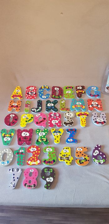 Lettre et chiffre en mousse