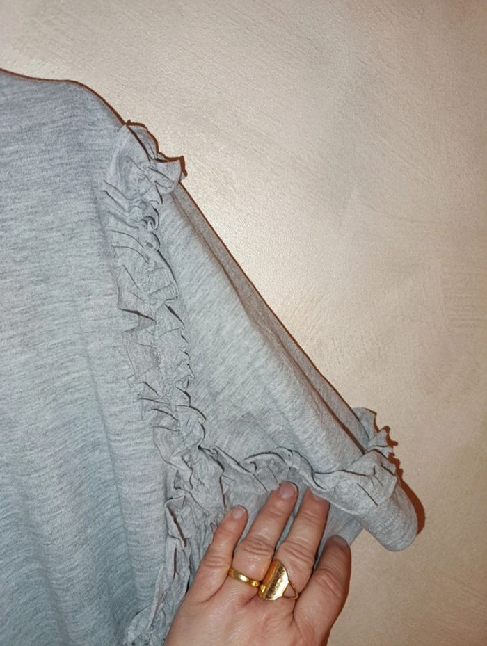 Superbe haut H et M taille L soit 42/44 - photo numéro 6