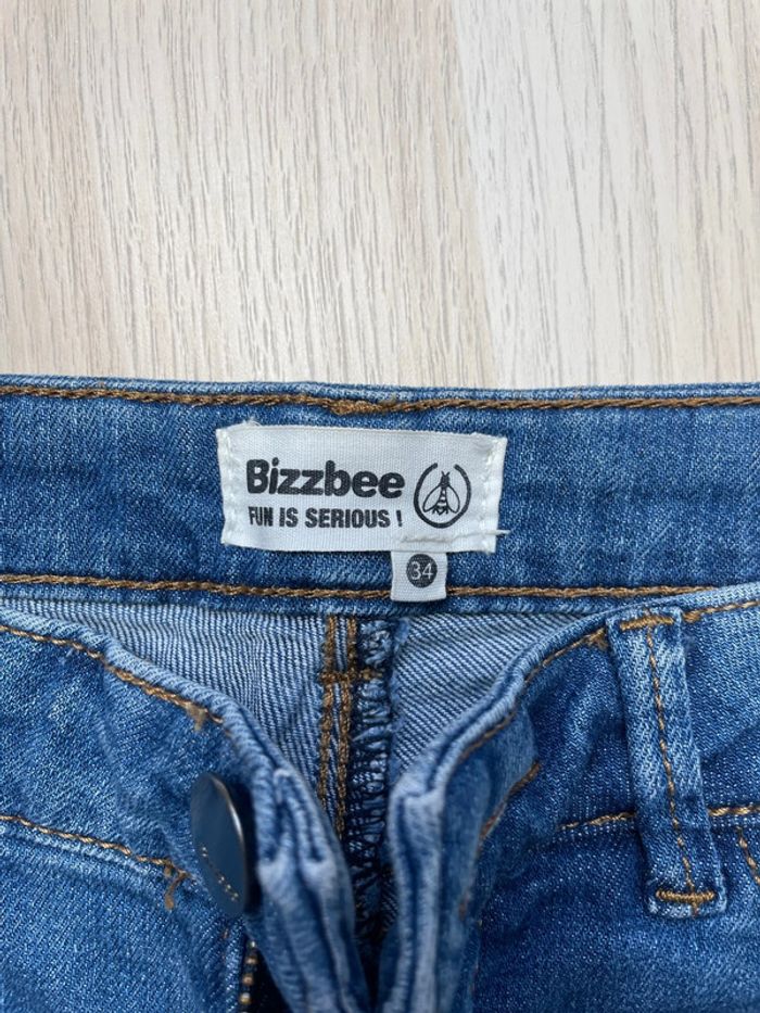 Short Bizzbee - photo numéro 4