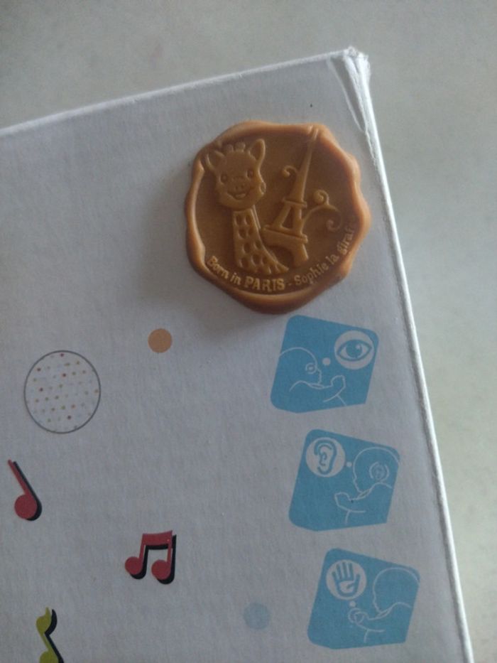 Rouleau Sophie la Girafe. Bébé 6 mois - photo numéro 2