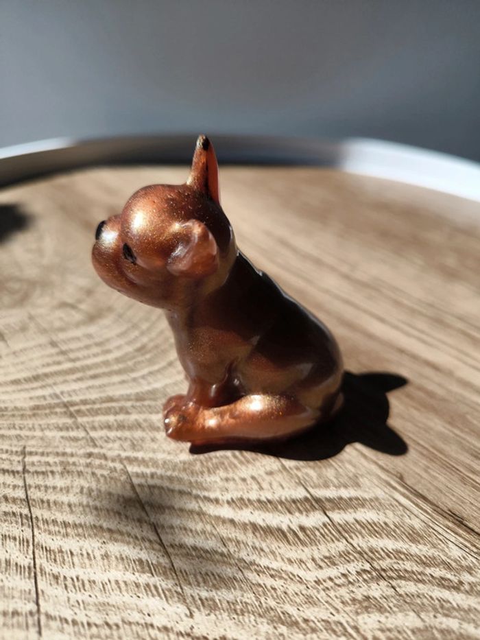 Bouledogue en résine marron neuf - photo numéro 3
