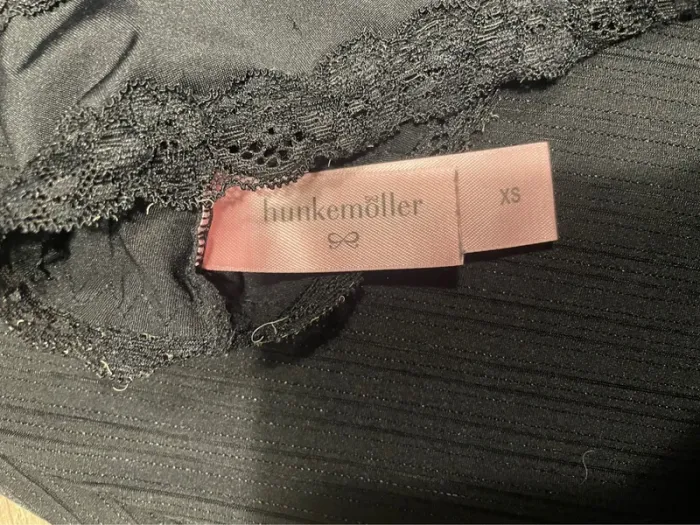 Lot nuisette brassière dentelle taille S - photo numéro 4