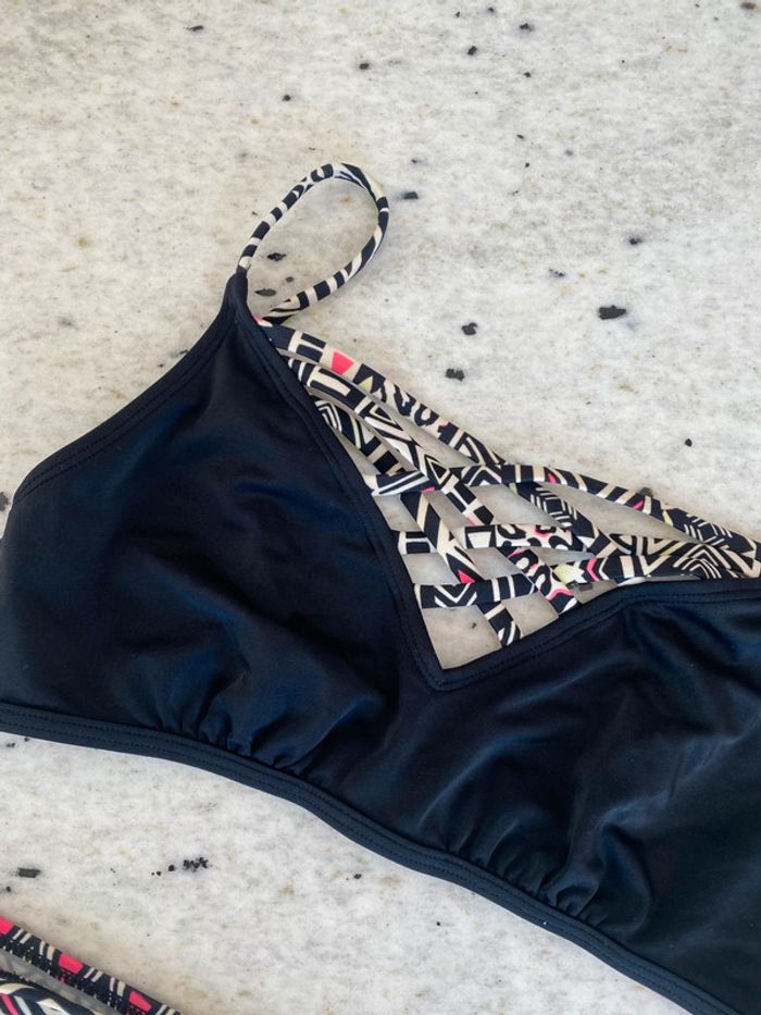 Maillot de bain 2 pièces noir et motifs S - photo numéro 3