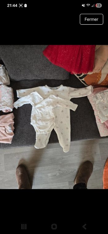 Lot pyjama et bodie 1 mois 