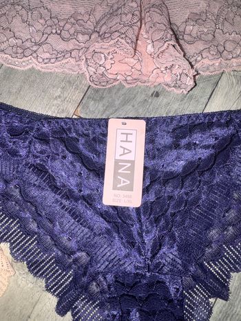 Lot de 100 sous vêtements